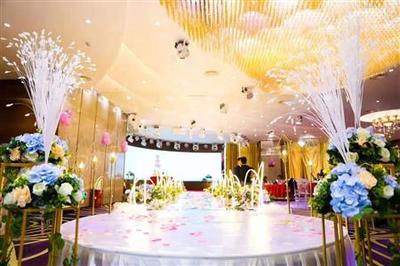 中山辦婚禮 選擇專業婚慶公司與網絡婚慶禮儀服務的優勢